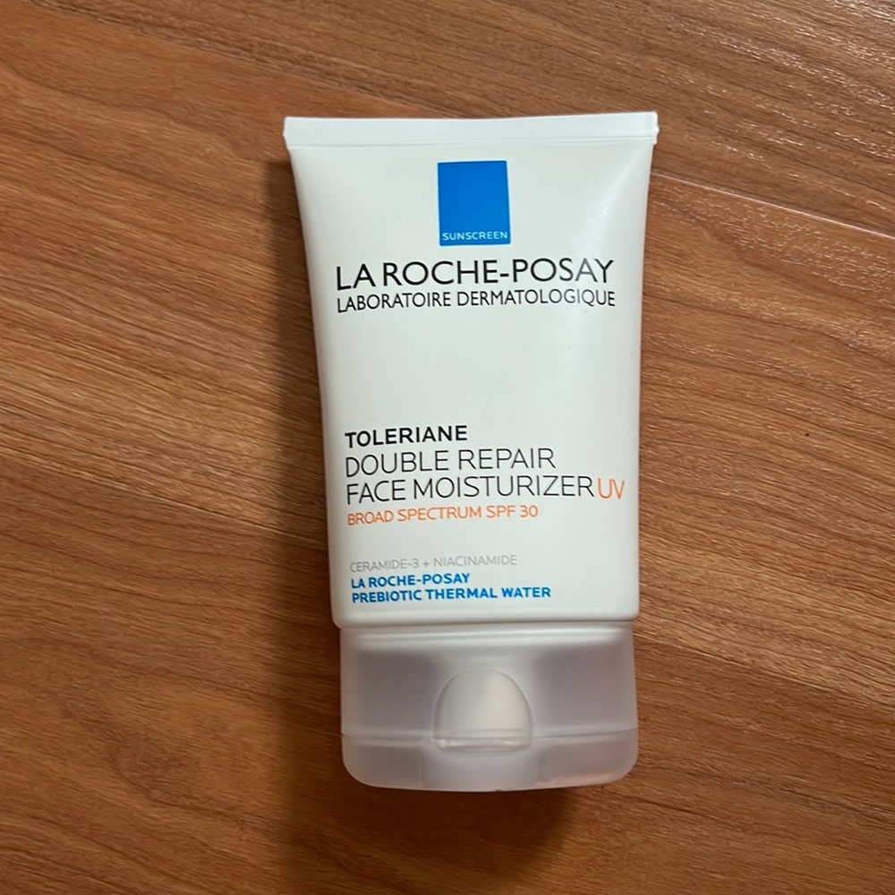 La Roche-Posay Double Repair Face Moisturizer UV